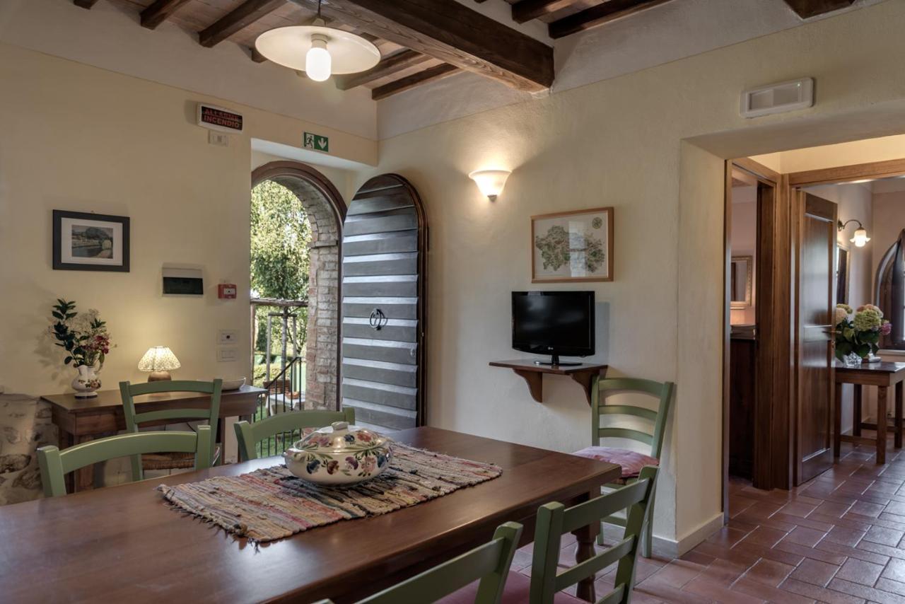 Borgo Al Cerro Aparthotel กาโซเล เดลซา ภายนอก รูปภาพ