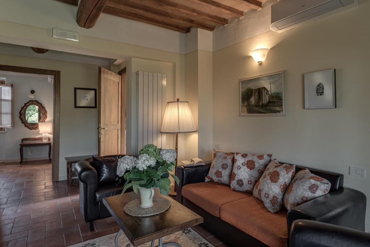Borgo Al Cerro Aparthotel กาโซเล เดลซา ภายนอก รูปภาพ
