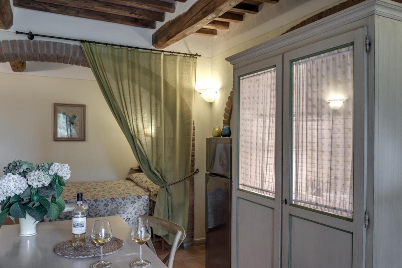 Borgo Al Cerro Aparthotel กาโซเล เดลซา ภายนอก รูปภาพ
