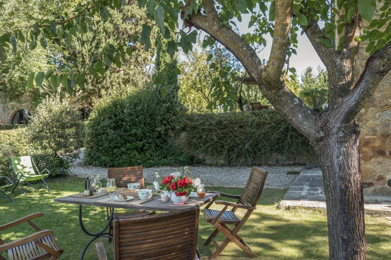 Borgo Al Cerro Aparthotel กาโซเล เดลซา ภายนอก รูปภาพ