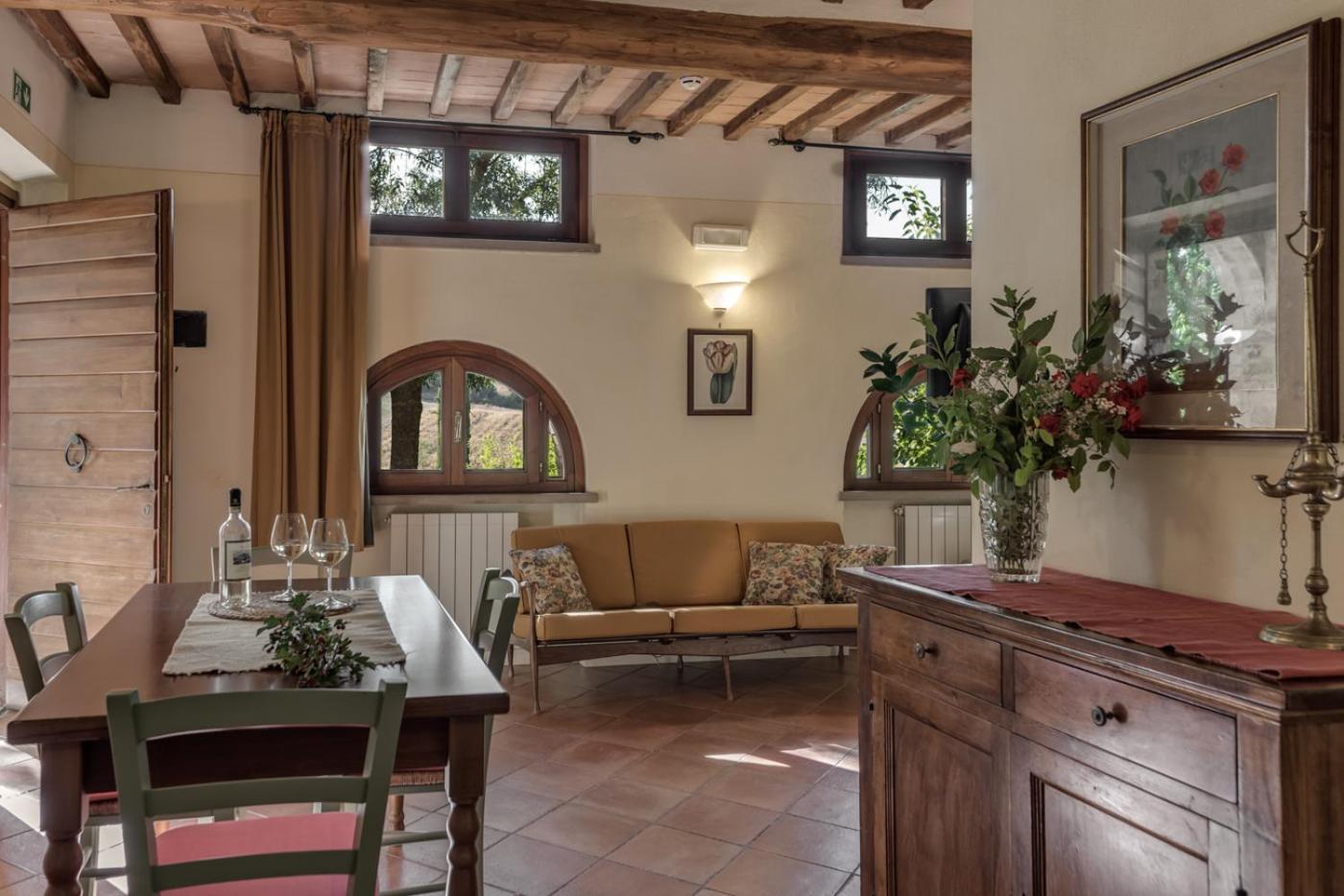 Borgo Al Cerro Aparthotel กาโซเล เดลซา ภายนอก รูปภาพ